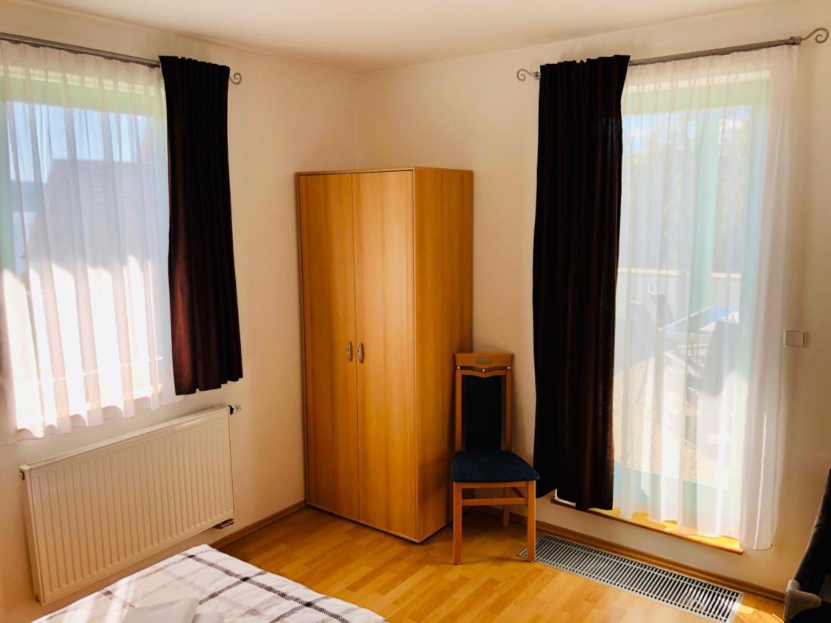Apartman Adam ليبنو ناد فلتافو المظهر الخارجي الصورة